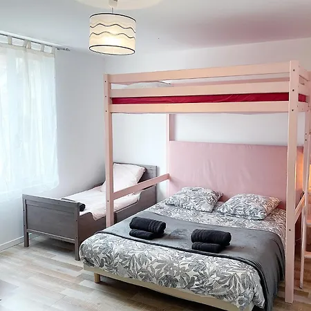 La Family House, Spacieuse Avec Wifi, Exterieur Et Parking Cormicy