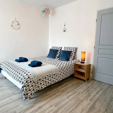 La Family House, Spacieuse Avec Wifi, Exterieur Et Parking 別荘 Cormicy