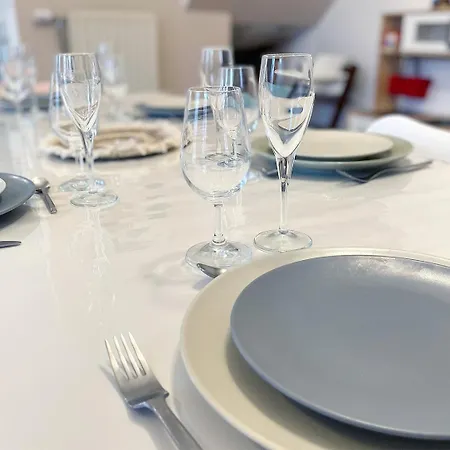 La Family House, Spacieuse Avec Wifi, Exterieur Et Parking Pensjonat Cormicy