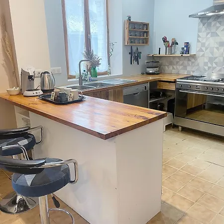 Pensjonat La Family House, Spacieuse Avec Wifi, Exterieur Et Parking 3*